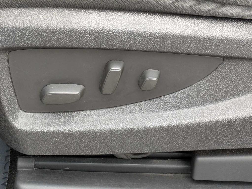 used 2015 Chevrolet Silverado 1500 car, priced at $21,488