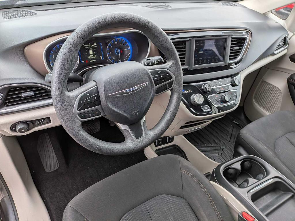 used 2018 Chrysler Pacifica car, priced at $13,895