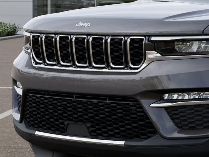 new 2025 Jeep Grand Cherokee car, priced at $48,662