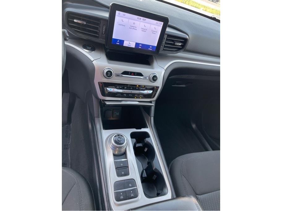 2022 Agate Black Metallic Ford Explorer