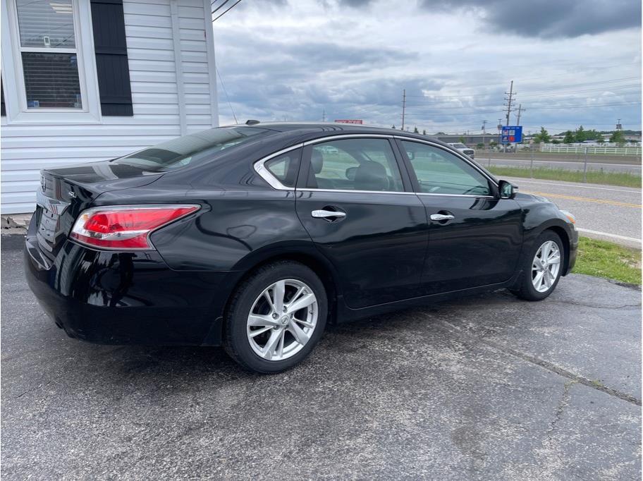 used 2015 Nissan Altima car, priced at $13,900