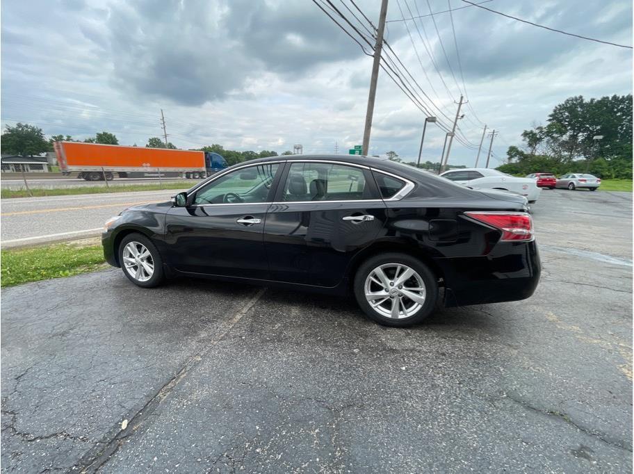 used 2015 Nissan Altima car, priced at $13,900