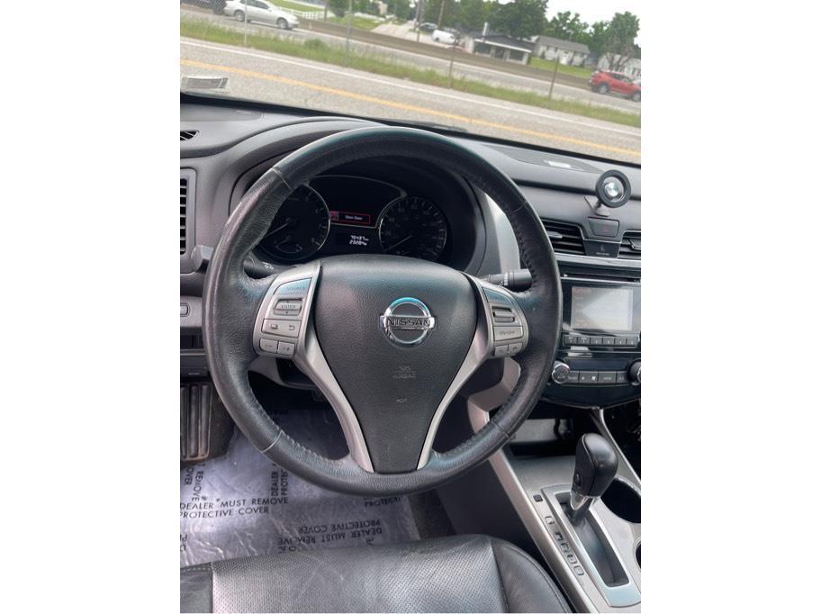 used 2015 Nissan Altima car, priced at $13,900