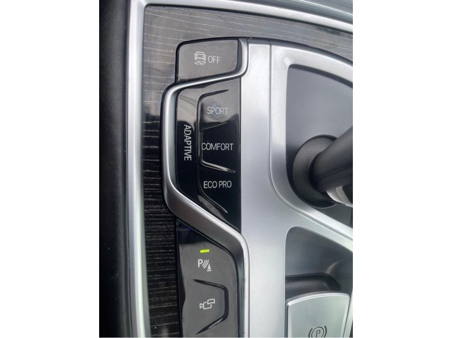 used 2018 BMW 750 car, priced at $25,996