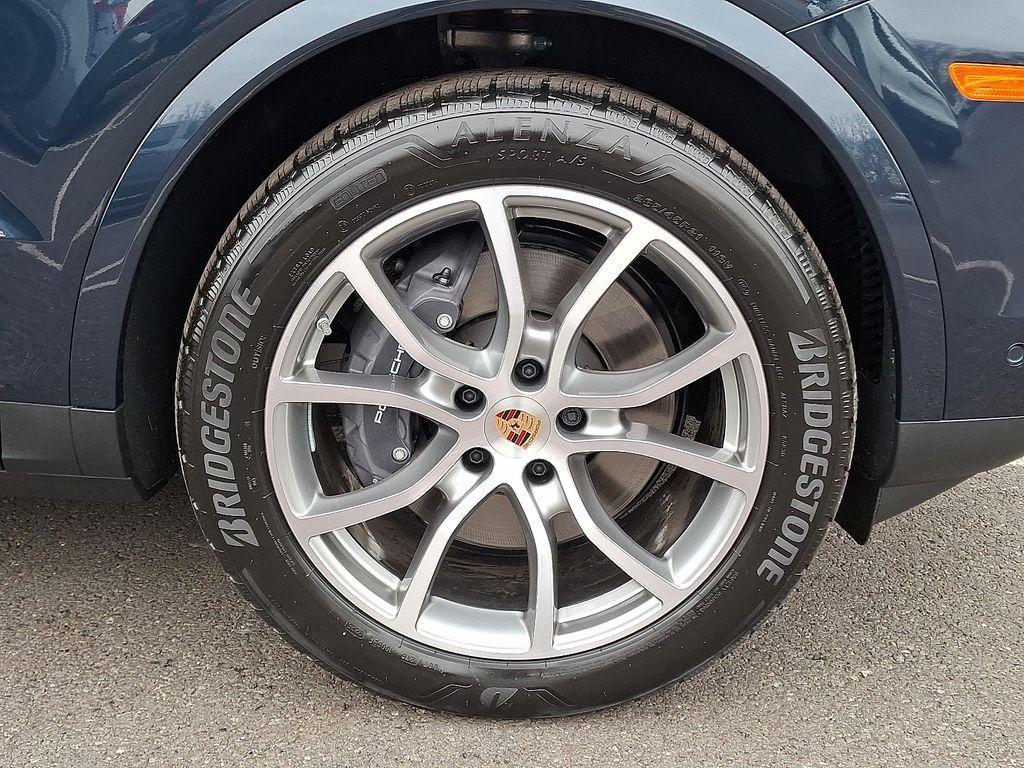 new 2026 Porsche Cayenne car, priced at $114,820