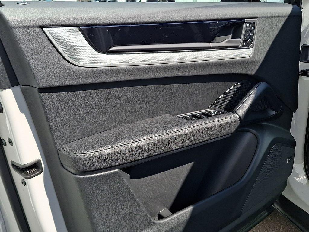 new 2026 Porsche Cayenne car, priced at $117,968