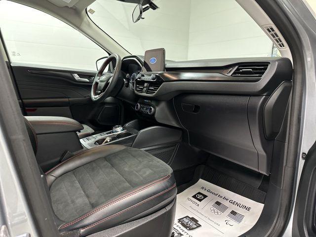 used 2022 Ford Escape car, priced at $24,986