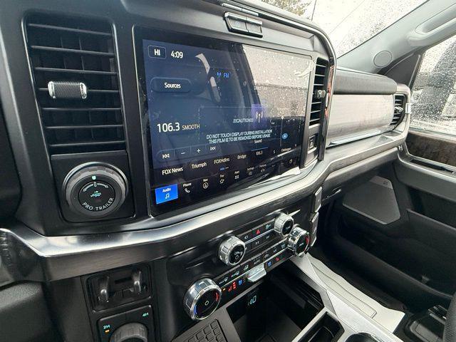 new 2025 Ford F-350 car