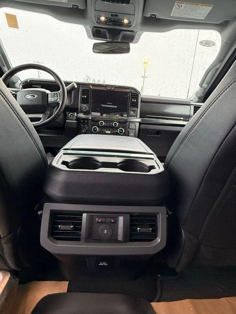 new 2025 Ford F-350 car