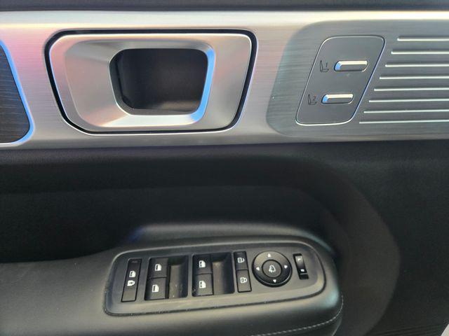 used 2025 Hyundai Santa Fe car, priced at $34,763