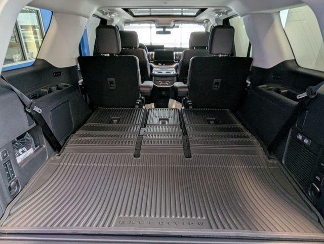 new 2025 Ford Expedition car, priced at $90,229