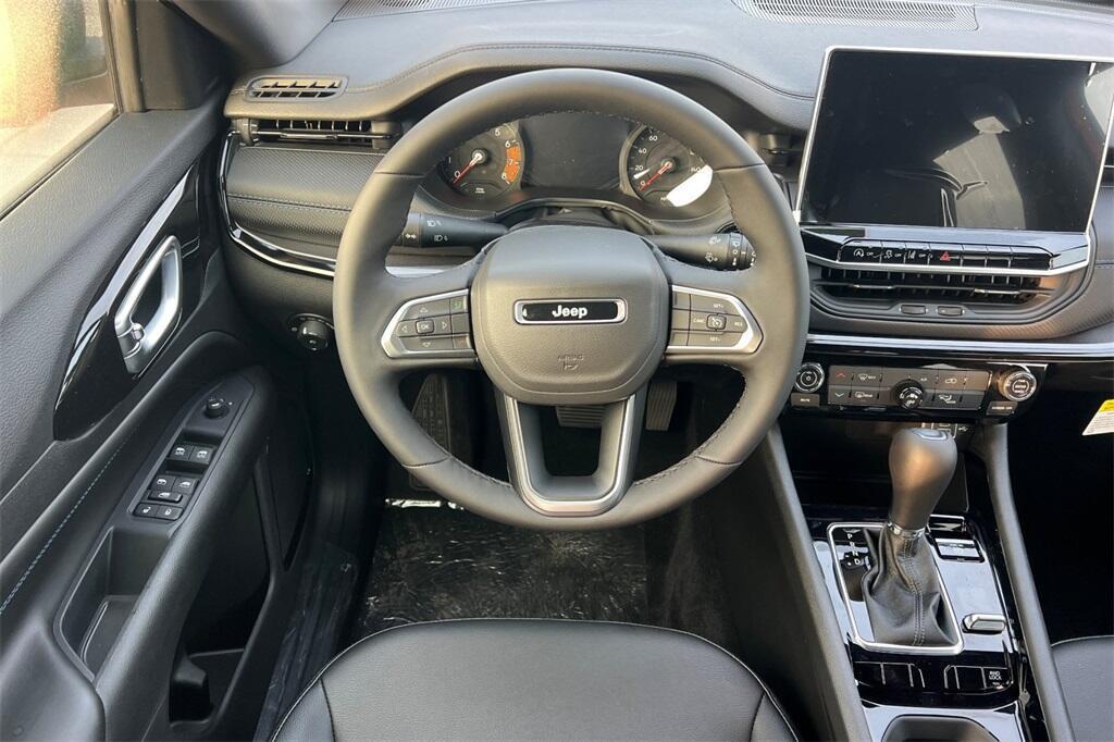 new 2026 Jeep Compass car, priced at $32,305