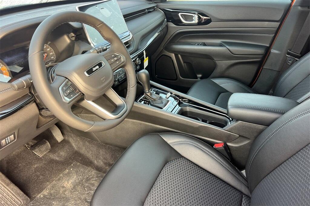 new 2026 Jeep Compass car, priced at $32,305