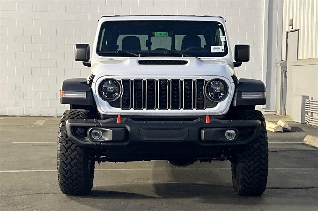 new 2025 Jeep Gladiator car, priced at $55,405