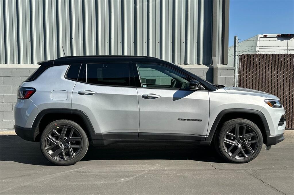 new 2026 Jeep Compass car, priced at $32,495