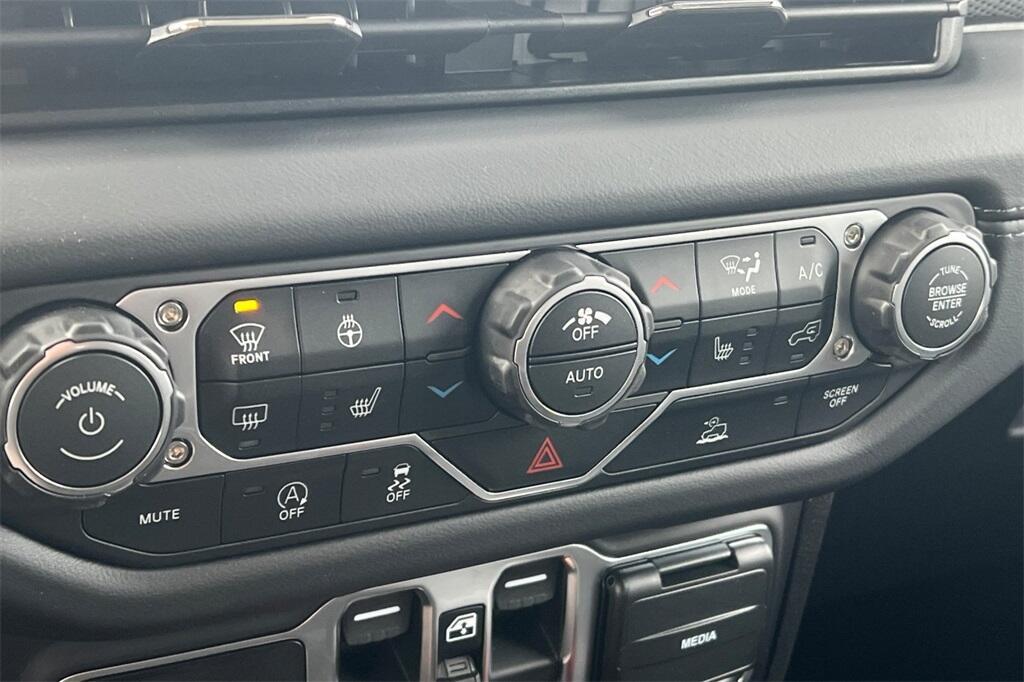 new 2026 Jeep Wrangler car, priced at $55,301