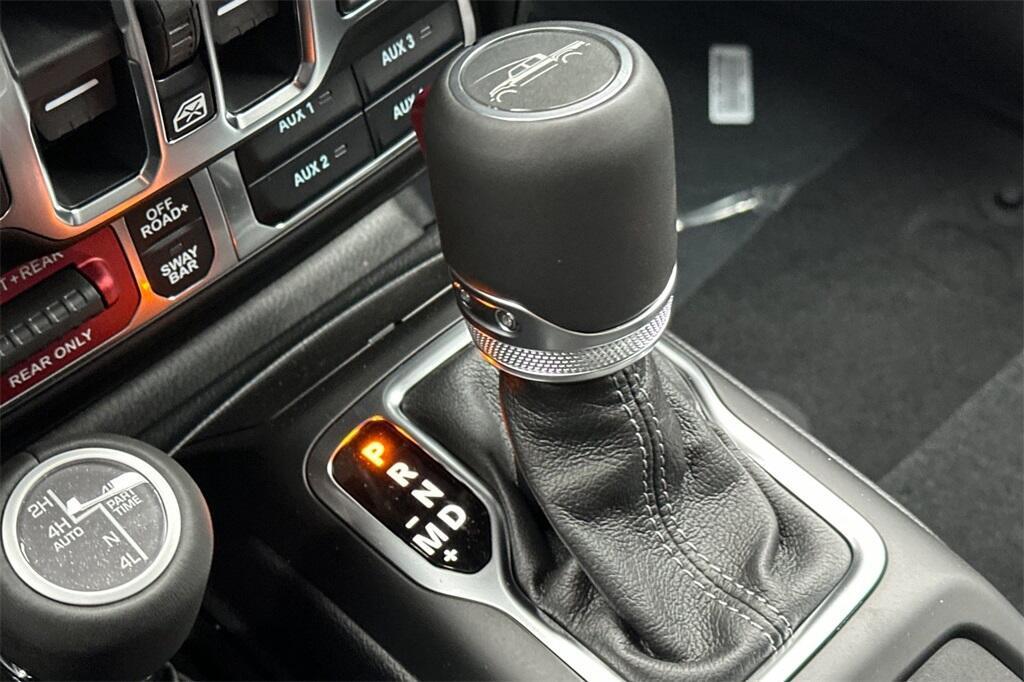 new 2026 Jeep Gladiator car, priced at $61,530