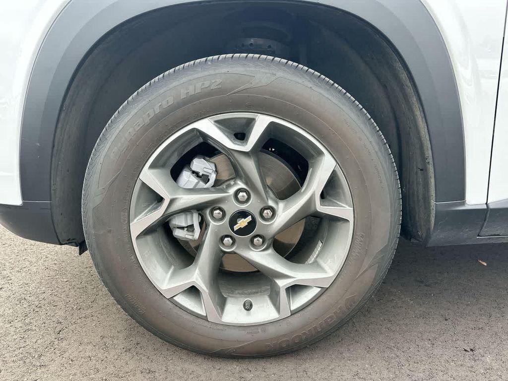 used 2025 Chevrolet Trax car, priced at $19,860