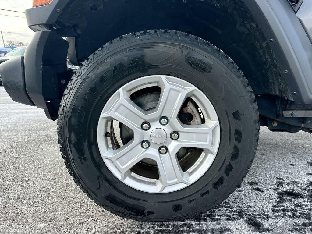 used 2019 Jeep Wrangler Unlimited car, priced at $18,697
