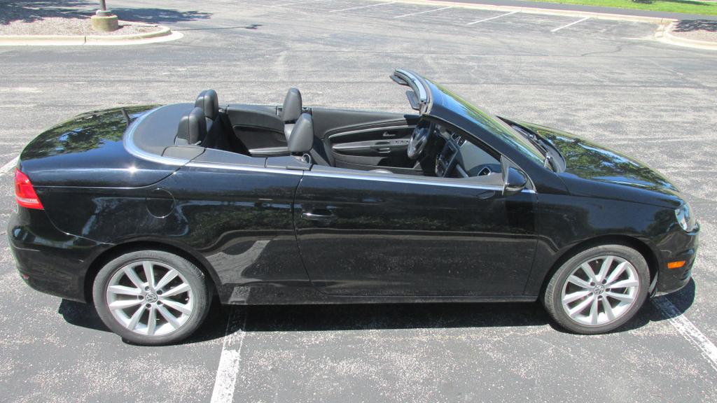 2012 Black Volkswagen Eos