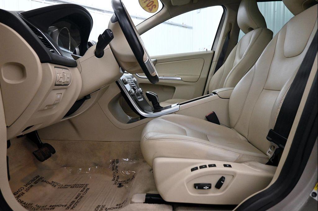 used 2015 Volvo XC60 car, priced at $13,500