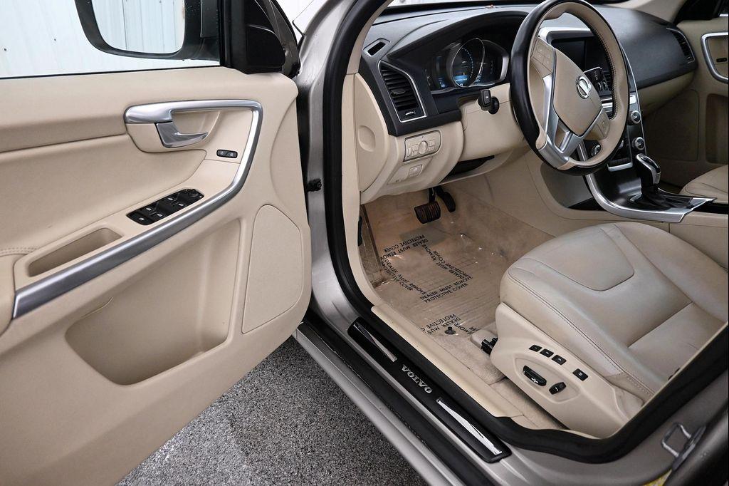 used 2015 Volvo XC60 car, priced at $13,500