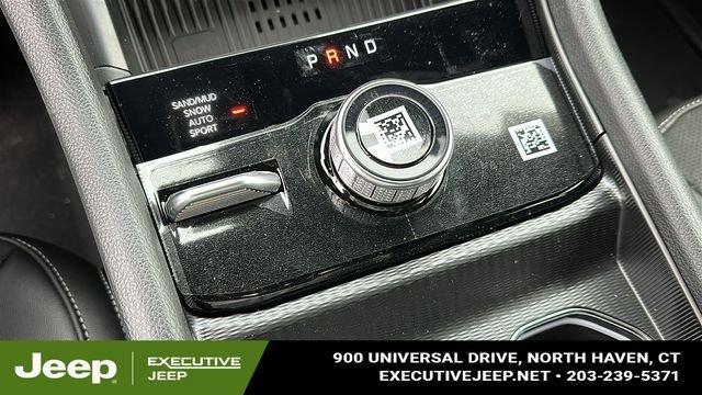 new 2026 Jeep Grand Cherokee car, priced at $42,655