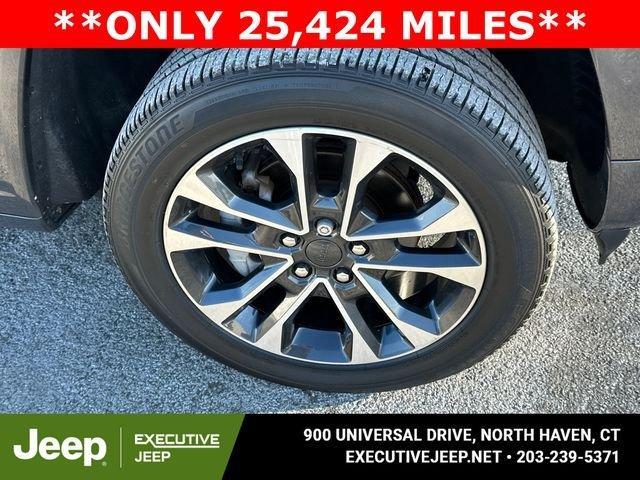 used 2022 Jeep Grand Cherokee car, priced at $36,987