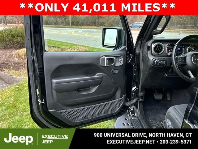 used 2021 Jeep Gladiator car, priced at $27,987