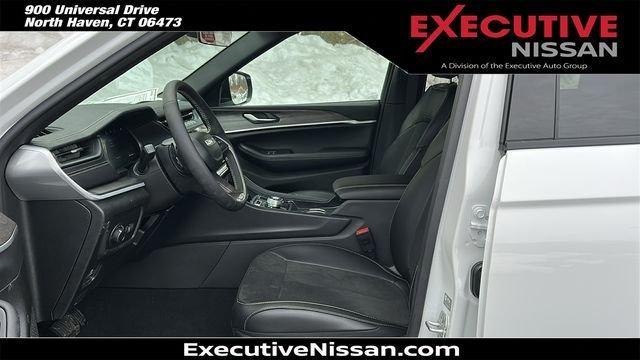 new 2026 Jeep Grand Cherokee car, priced at $47,655