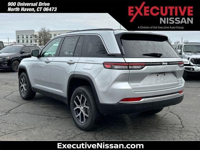new 2026 Jeep Grand Cherokee car, priced at $46,080
