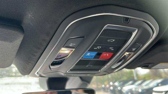 new 2026 Jeep Grand Cherokee car, priced at $43,250