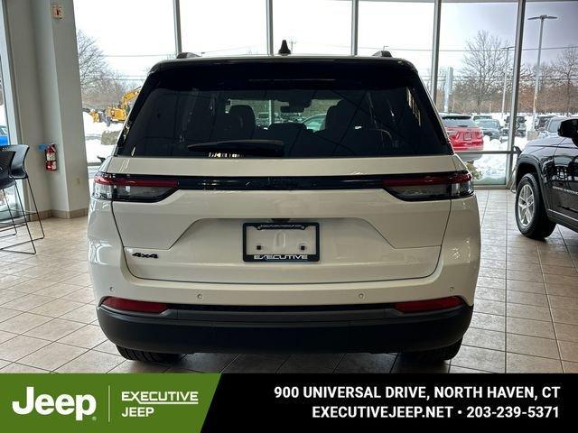 new 2026 Jeep Grand Cherokee car, priced at $46,710