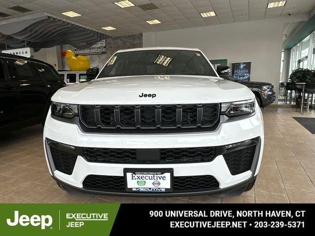 new 2026 Jeep Grand Cherokee car, priced at $46,710