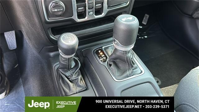 new 2025 Jeep Wrangler car, priced at $46,499