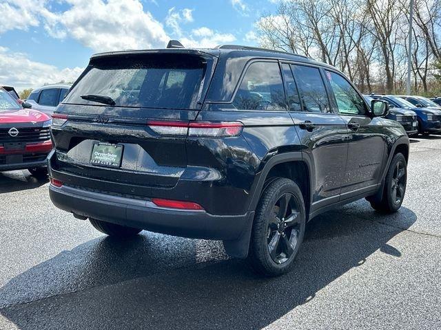 new 2026 Jeep Grand Cherokee car, priced at $46,750
