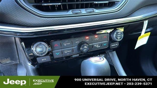 new 2025 Jeep Compass car, priced at $35,605