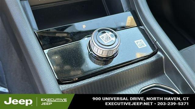 new 2025 Jeep Grand Cherokee car, priced at $39,415