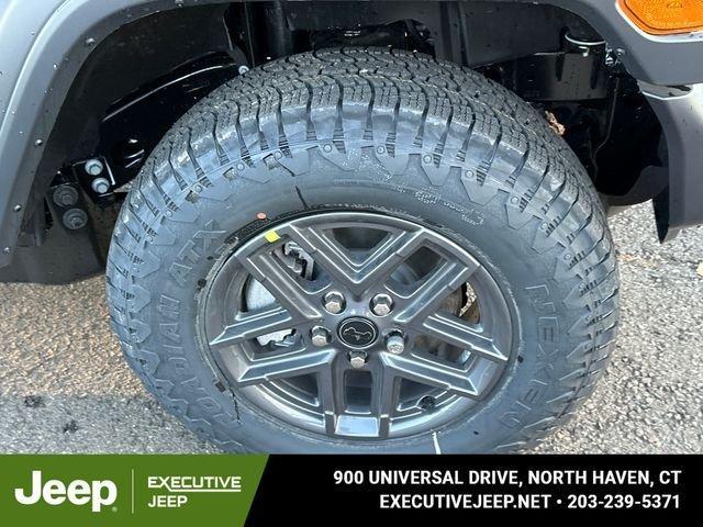 new 2026 Jeep Wrangler car, priced at $47,085