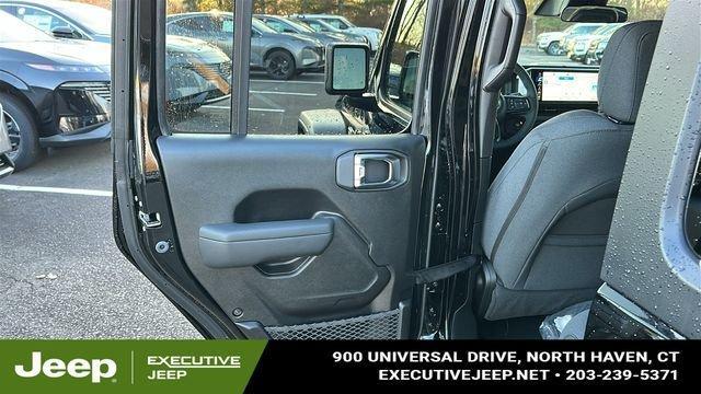 new 2026 Jeep Wrangler car, priced at $47,085