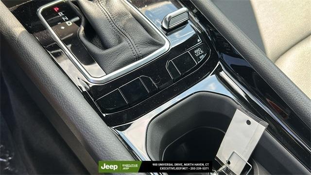 new 2025 Jeep Compass car, priced at $33,990