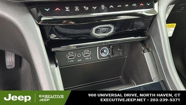 new 2026 Jeep Grand Cherokee car, priced at $46,710