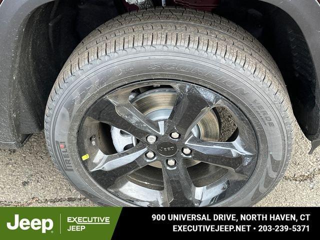 new 2026 Jeep Grand Cherokee car, priced at $46,710