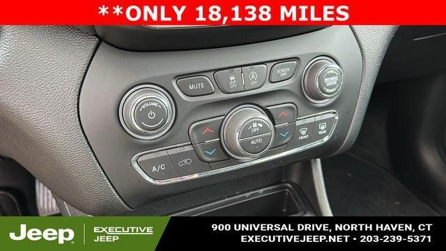 used 2021 Jeep Cherokee car, priced at $24,987