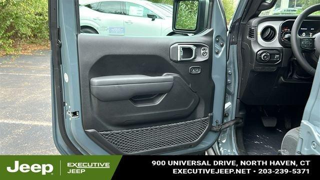 new 2025 Jeep Wrangler car, priced at $53,665