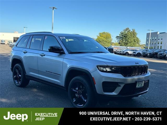 new 2025 Jeep Grand Cherokee car, priced at $47,120