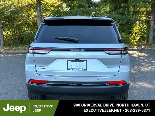 new 2025 Jeep Grand Cherokee car, priced at $47,120