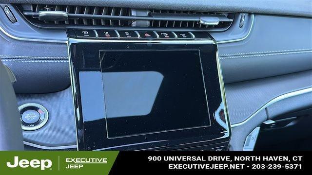 new 2025 Jeep Grand Cherokee car, priced at $41,620