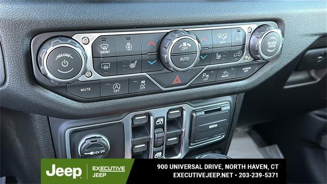 new 2026 Jeep Gladiator car, priced at $51,785