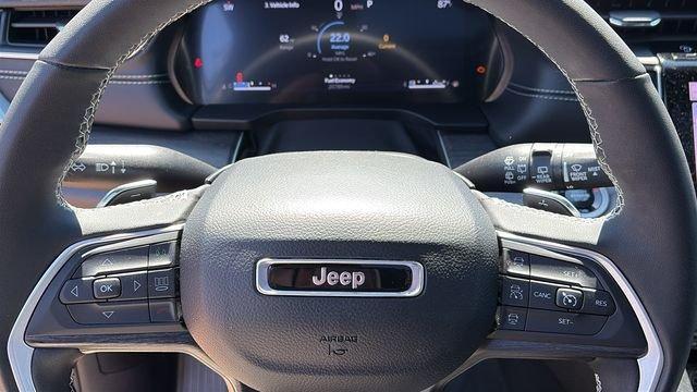used 2024 Jeep Grand Cherokee car, priced at $37,185